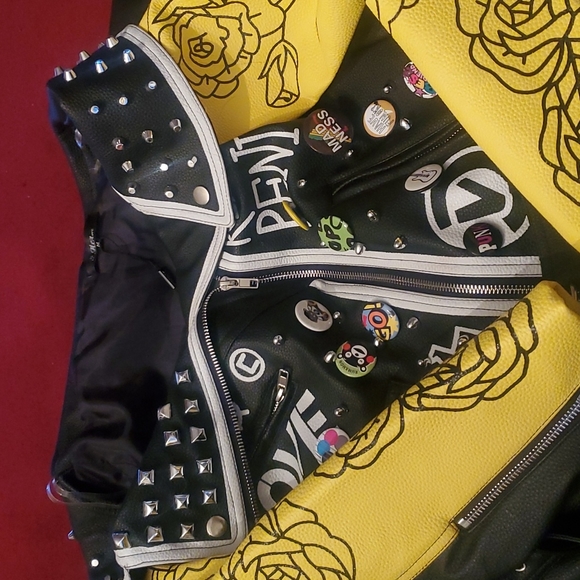 Jacket - Picture 6 of 6